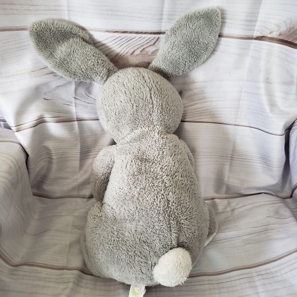 Animal Adventure Gray White Bunny Rabbit With Carrot Plush 15" Stuffed 2014 HTF - Picture 7 of 11